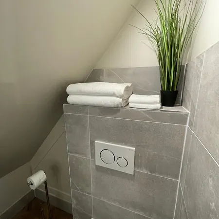 Maison De Charme Dans Le Site Classe De Brelevenez *
